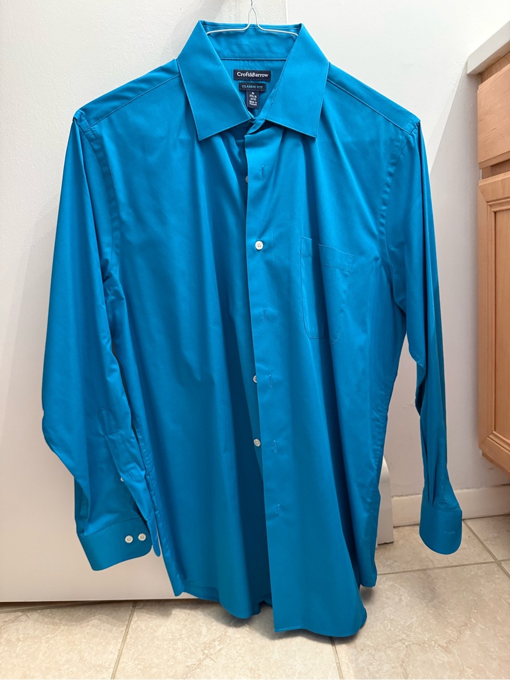Croft & Barrow Men's Long-Sleeve Dress Shirt in Teal Blue